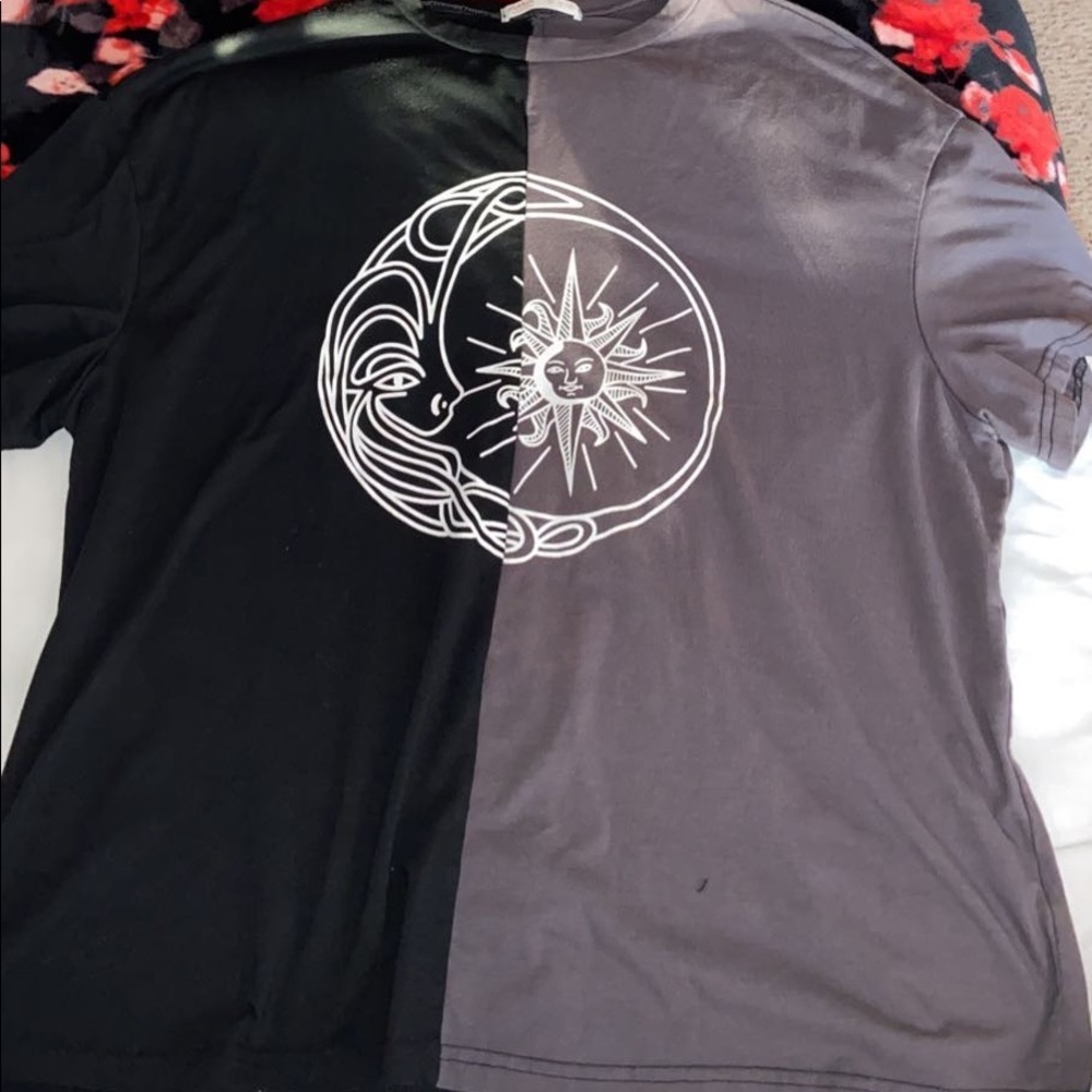 Two tone grey and black graphic tee